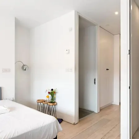 Charming Apartment Near Grand Canal Dock, Dublin 2 Apartamento *